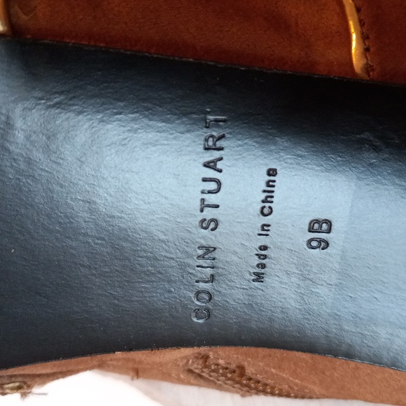 Colin Stuart stiletto heel bootie. Size 9. - Picture 7 of 10